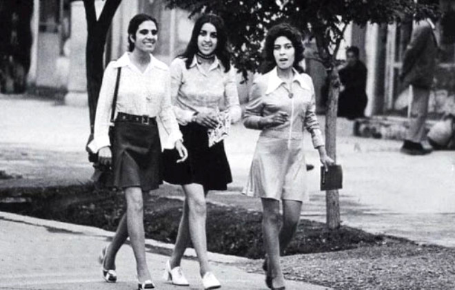 1960l%C4%B1-y%C4%B1llarda-Kabil-%C3%9Cni